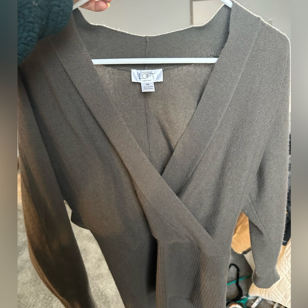 Ann Taylor cashmere Sweater